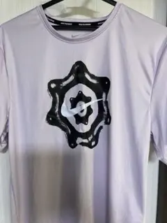 ナイキDriFitTシャツ