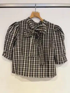 チェック柄 ボウタイブラウス 五分袖　秋服