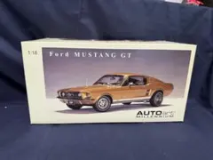 1/18 オートアート フォード マスタング GTコンバーチブル限定6000台