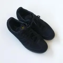 アディダスオリジナルス スニーカー