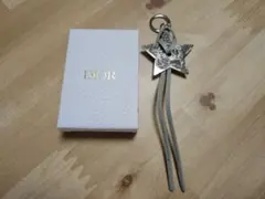 Dior 　ディオール　クリスタル会員ノベルティ　星型キーチャーム