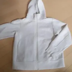 ユニクロ　ホワイトフルジップパーカー