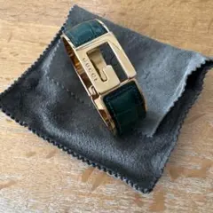 GUCCI グッチ　バングルのサムネイル