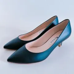 【超美品】DIANA ダイアナ レザーパンプス 黒 22.5cm 美脚