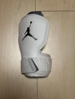2025年最新】JORDAN エルボーガードの人気アイテム - メルカリ