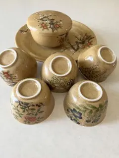 花柄陶器蓋付き茶碗と湯飲み茶碗5個と大皿セット