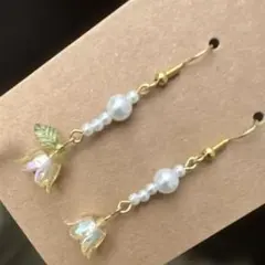 ハンドメイド 花とパールのピアス