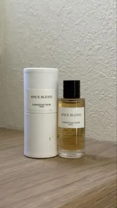【未使用】メゾンクリスチャンディオール　スパイスブレンド　香水