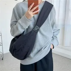サコッシュ ボディバッグ