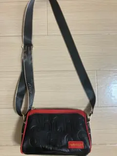 Perfect Lily ショルダーバッグ ブラック レッドのサムネイル