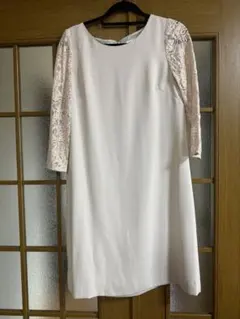 【オンワード樫山】袖レースワンピース