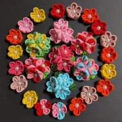 つまみ細工お花のパーツ　ちりめん 丸つまみアレンジ