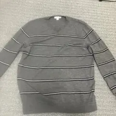 つ*ろ様 LACOSTE グレーニット　　サイズL