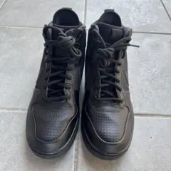 ナイキ　スニーカー