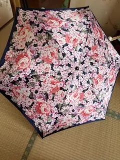 Nina Ricci 折りたたみ傘 花柄 ネイビー