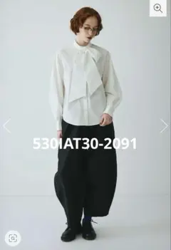 美品 ヘリンドットサイ 25AW リボン ブラウス シャツ
