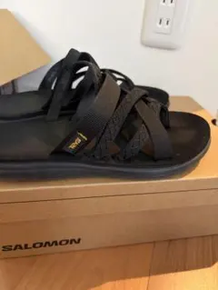 Teva サンダル　レディース ブラックのサムネイル