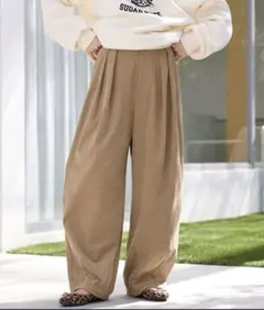 値下げ　レディースコーデュロイ 2タックストレッチ ワイドカープパンツ