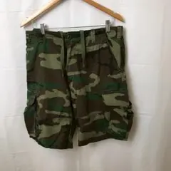 迷彩柄ショートパンツ