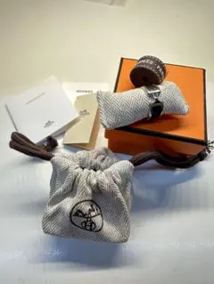 HERMES オランプバングル(リザード)シルバー金具 - メルカリ