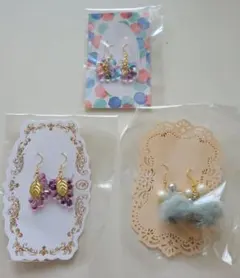 ピアスセット（葉モチーフ・ファー・パール）