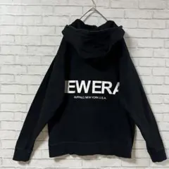 人気 NEWERA パーカー プルオーバー 刺繍ロゴ バックロゴ 黒 M