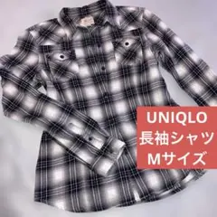 UNIQLO フランネルシャツ　長袖シャツ チェック柄 ブラック ホワイト　Mのサムネイル