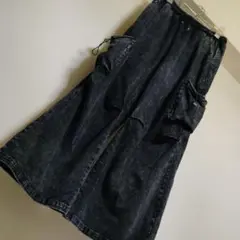 くすみブラック　超ワイドレッグ　バギーパンツ