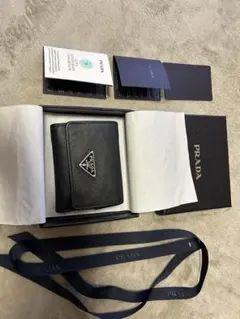 PRADA ブラック 三つ折り財布　【RFID対応】