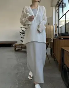 willfully shirring pattern vneck 3way BLのサムネイル