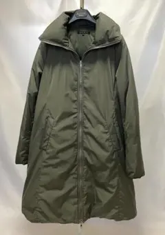 美品【セオリー】ロングダウンジャケット・Sサイズ・セージグリーンのサムネイル