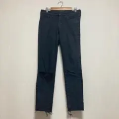 【ユニクロ】UNIQLO ダメージジーンズ ストレートデニムパンツ ブラック