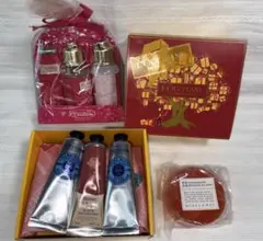 ②L'Occitane ローズ プルーミングギフトセットとハンドクリーム・石鹸