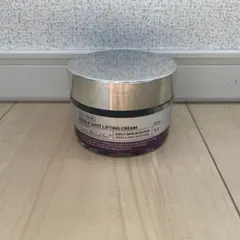 Item thumbnail for item 05105880-22b3-41c7-9773-b0ced55ba1af