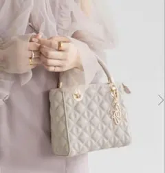 RANDA 2WAYキルティングバッグ アイボリー トートバッグ ハンドバッグ