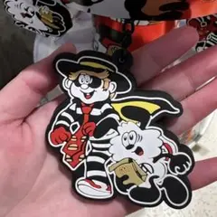 VERDY マクドナルド　ピンバッジセット VERDY マクドナルド ピンバッジセット VERDY x McDonald's pin
