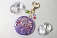 レジン　シェイカーキーホルダー　シャカシャカ　さくら　猫　お花　パープル