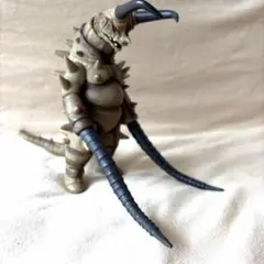 2006 グドン　ウルトラマン　怪獣　フィギュア　バンダイ　匿名発送
