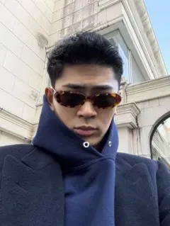 GUCCI グッチ オーバル　サングラス ベッ甲柄のサムネイル