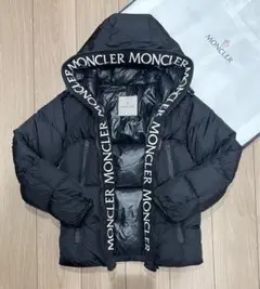 2025年最新】moncler モンクレール montclarの人気アイテム - メルカリ