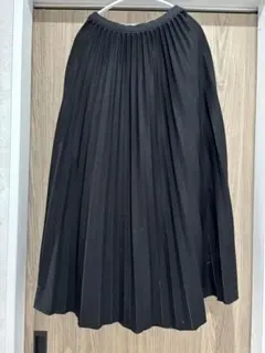 GRL グレイル　プリーツスカート　無地　黒色　スカート　ロングスカート
