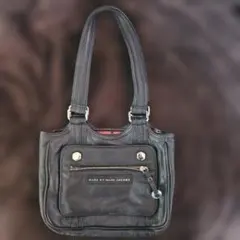 MARC BY MARC JACOBS ブラックショルダーバッグ