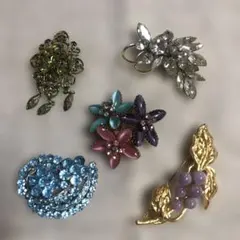 ブローチ　5点　ヴィンテージ　レトロ　昭和レトロ　ラインストーン 華やか