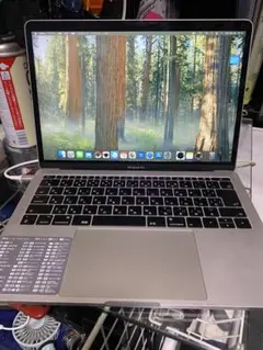 Apple MacBook Pro シルバー　A1708