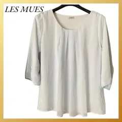 プリーツブラウス