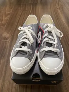 CONVERSE×earthALLSTAR グレー 未使用タグ付き22.5㎝のサムネイル