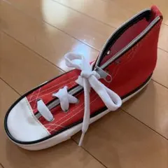 靴型のペンケース