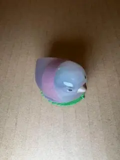 ハト カプセルトイ フィギュア