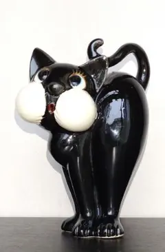 黒猫の鏡／昭和レトロ。【可愛らしい掛け鏡となります】。 - メルカリ