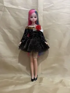 【ジェニー誌掲載】タカラ ハッシュタグリカちゃんジェニー カクテルドレス セットのサムネイル